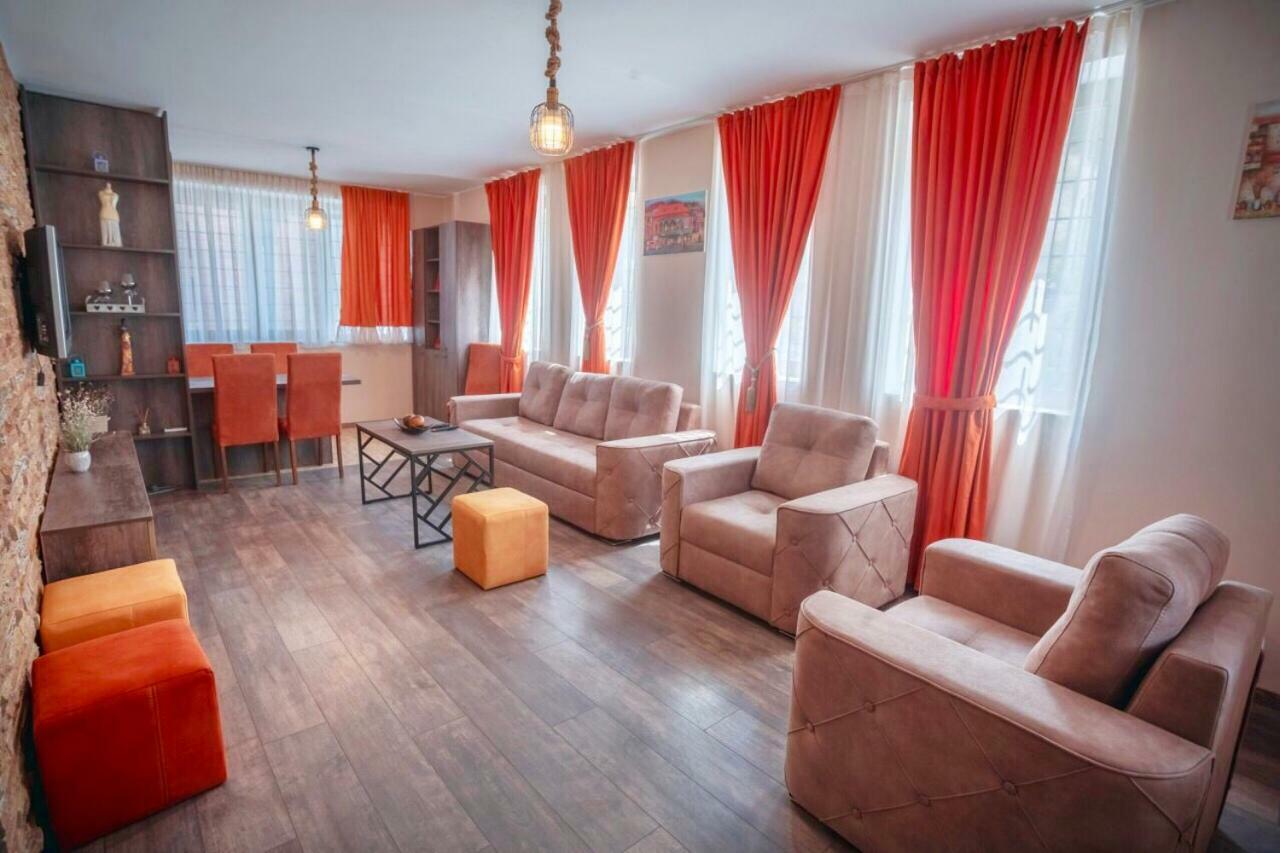 Mariele Apartment In The Heart Of Old Tbilisi Esterno foto